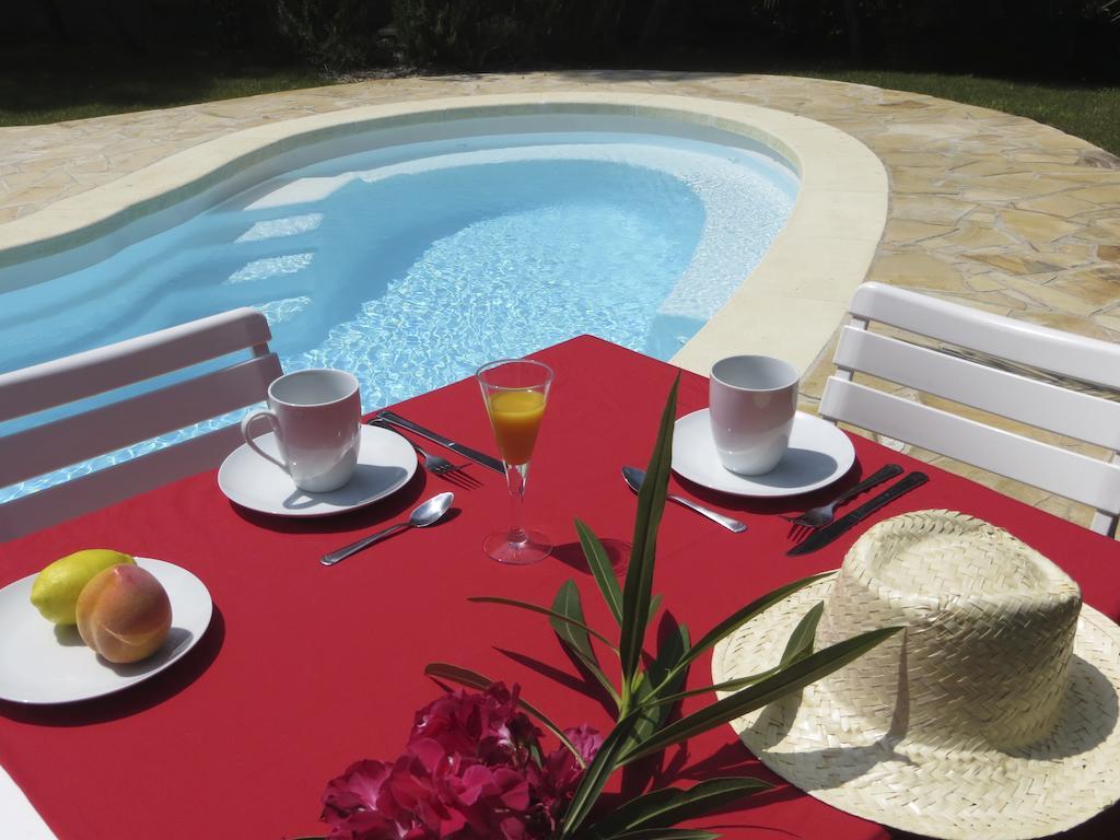 Appartement Dans Villa St Raphael Saint-Raphaël Quarto foto