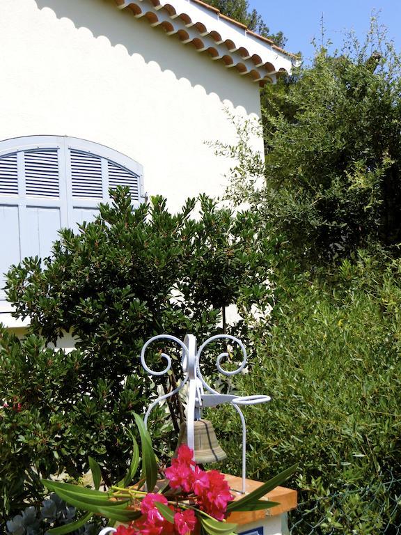 Appartement Dans Villa St Raphael Saint-Raphaël Quarto foto
