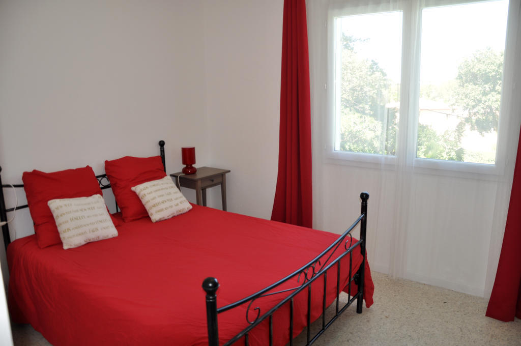 Appartement Dans Villa St Raphael Saint-Raphaël Quarto foto